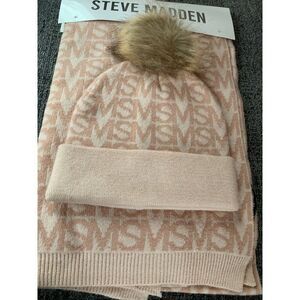 Steve Madden Pink Knit Beanie & Scarf Set With Faux Fur‎ Pom New